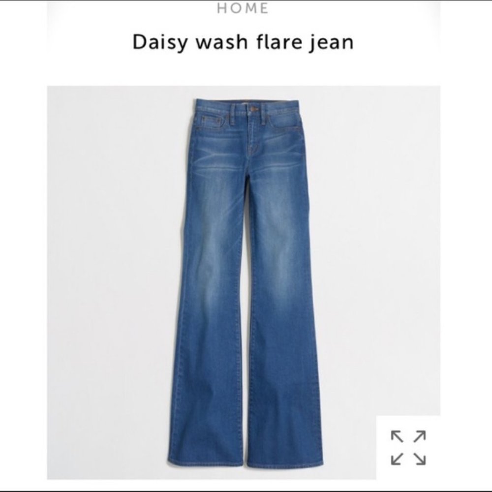 NWOT J. Crew Flare Jean in Daisy Wash